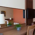 Kras Hotell 4*