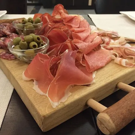 酒店 Kras 波斯托伊纳