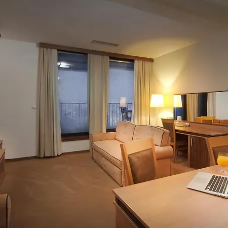 Hotel Kras 4*